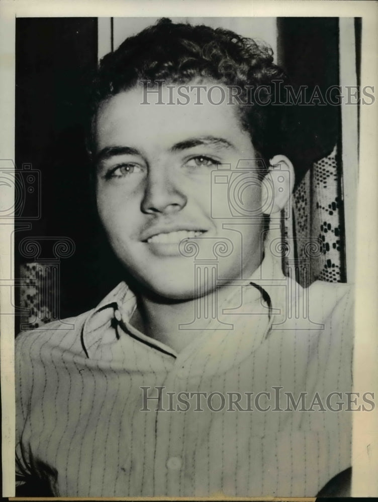 1943 Press Photo Thomas Billie Harris seeks annulment from 13 year old bride