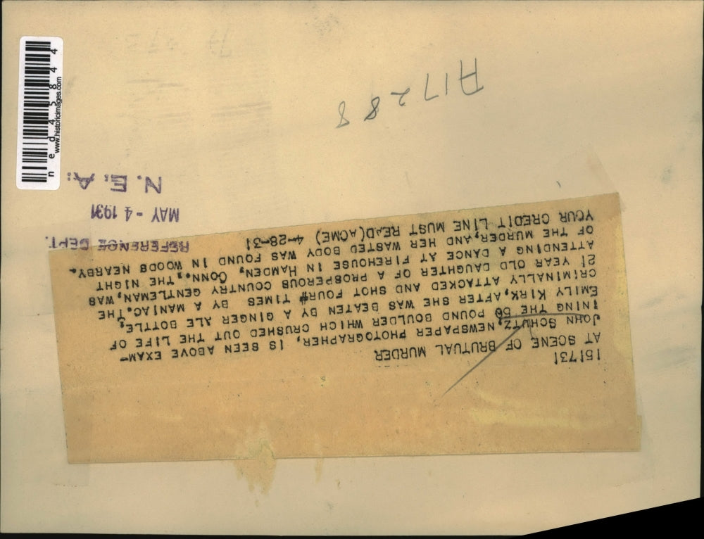 1931 Press Photo John Schutz is examining a 50 pound boulder which crushed