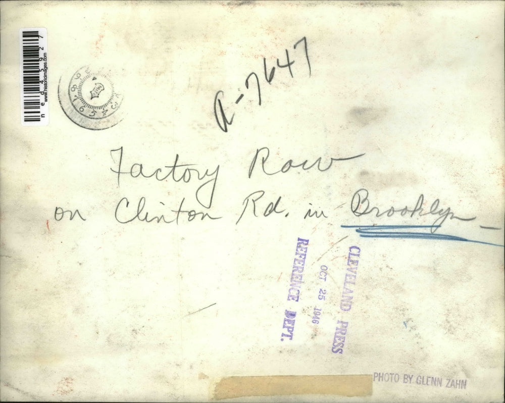 1946 Press Photo Factory row on Clinton Rd. in Brooklyn