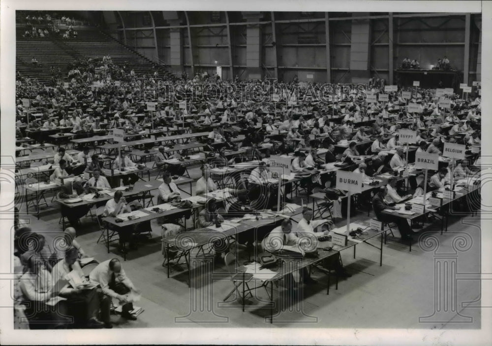 1954 Press Photo Evanston Ill View of delegates attending Second Plenary Session