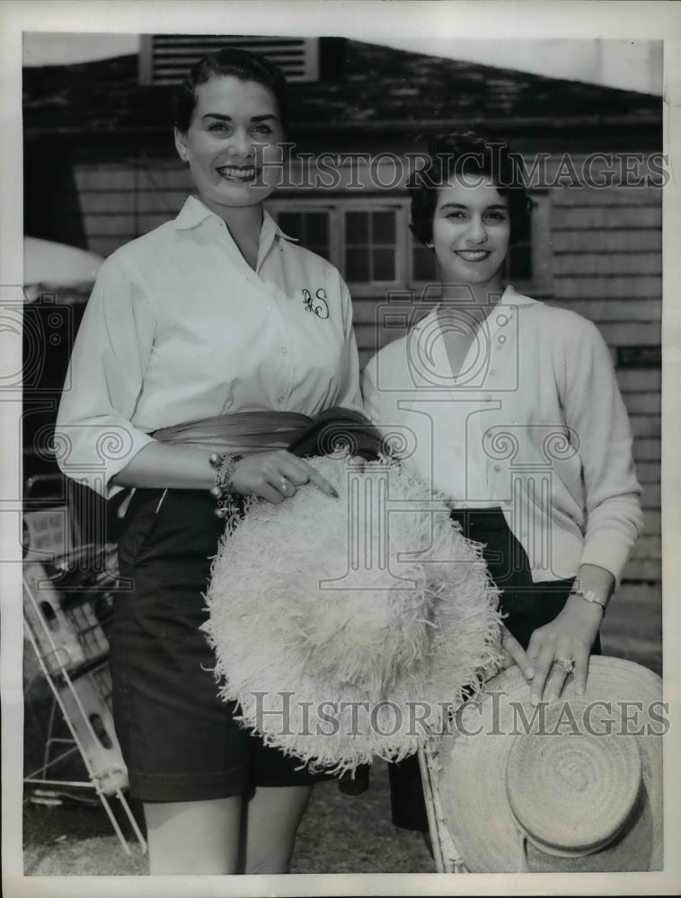 Load image into Gallery viewer, 1957 Press Photo Dolly Seixas &amp; Cecile Giammalva at Eastern Grass Court Tennid

