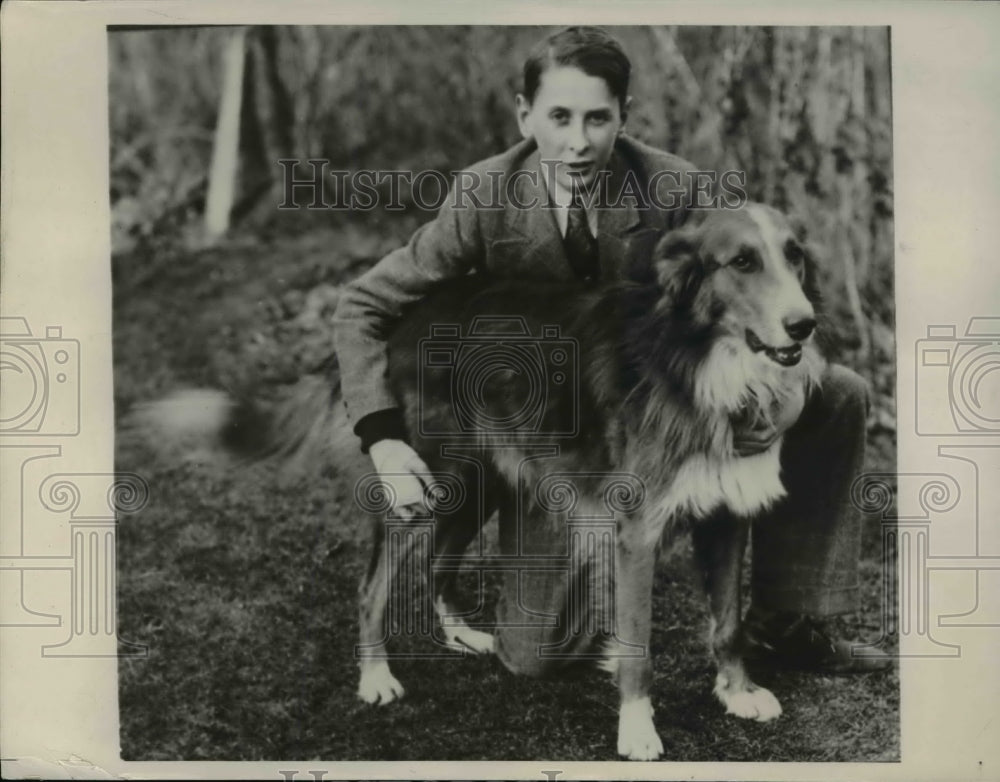 1937 Press Photo Stuart Stillings & his dog Sandy Andover Mass menace town