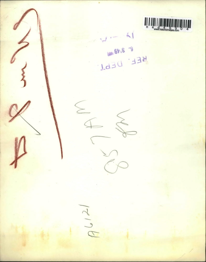 1949 Press Photo The 4 year old lativan girl, Laima Zarins with her father, Karl