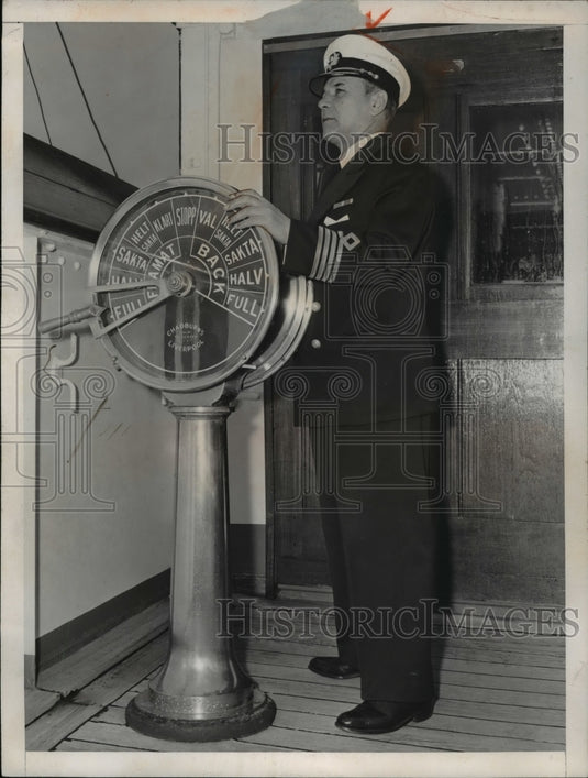 1946 Press Photo Capt Sigfried Ericson - ned47040