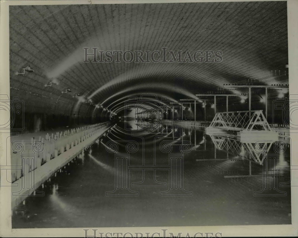 1939 Press Photo Ship Towing Braintree - ned47302