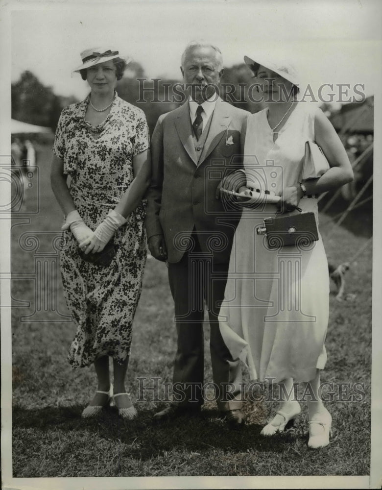 1933 Press Photo Mr. and Mrs. Lewis Latham Clarke with daughter, Mrs/ Curran, Jr