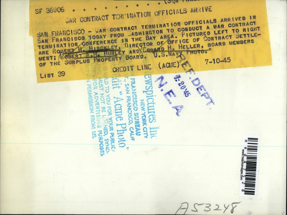 1945 Press Photo War Contract Termination Officials