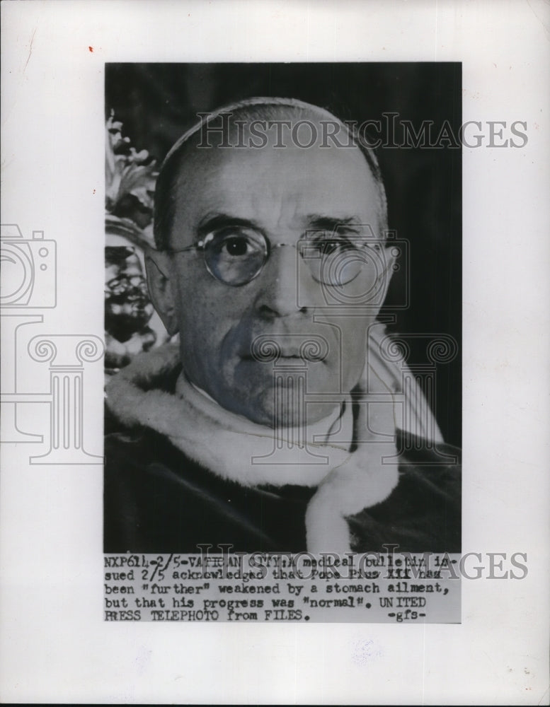 1954 Press Photo Vatican City Medical bulletin issued that Pope Pius XII has