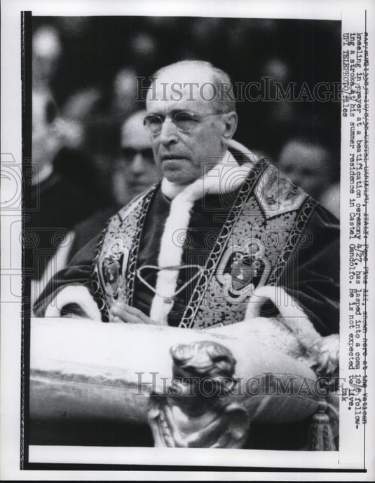1958 Press Photo Gandolfo Italy Pope Pius XII shown here at Vatican Beatificatio