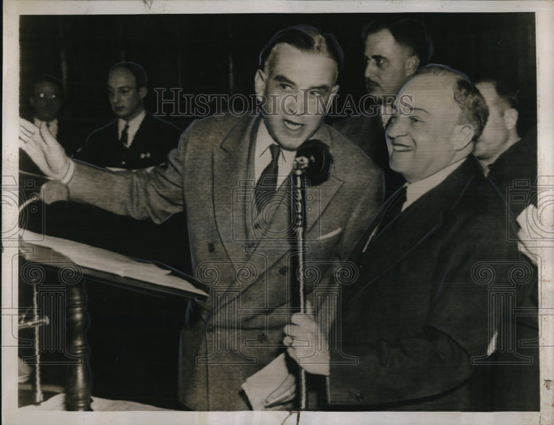 Load image into Gallery viewer, 1938 Press Photo Fred Roth with Asst Secretary of Commerce Ernest Draper as Roth
