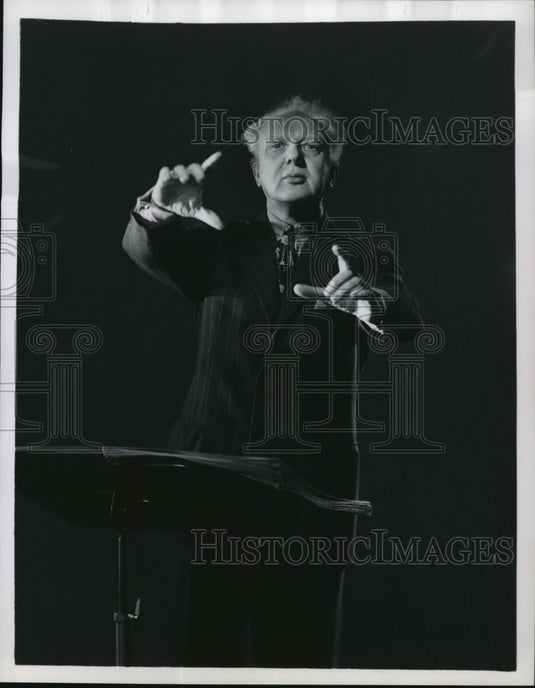 1953 Press Photo Leopold Stokwski conducts the Santa Cecilia Orchestra of Rome