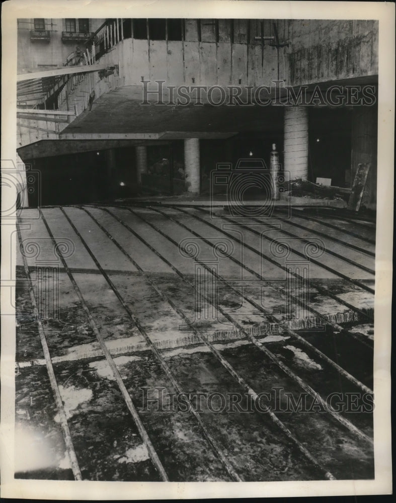 1955 Press Photo Heated Pipes Melt Snow at Mellon Square Park & Garage