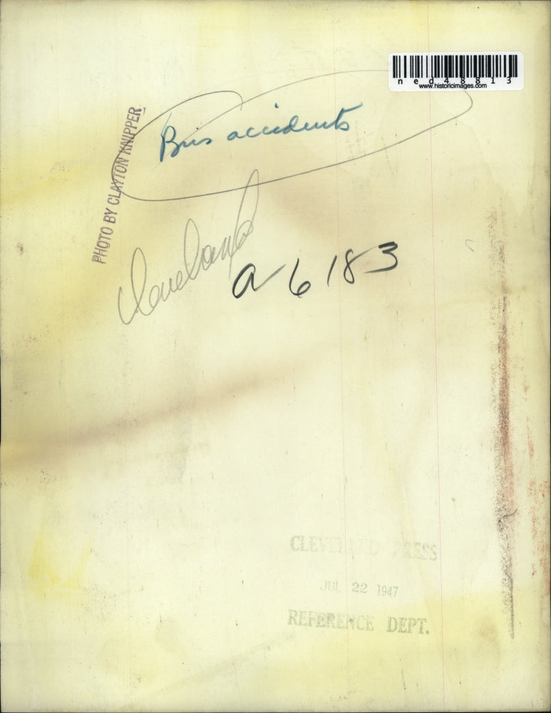 1947 Press Photo Cleveland Bus Accident