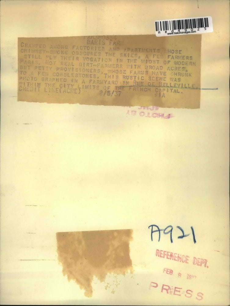 1937 Press Photo Farmyard within French Capital's Limit