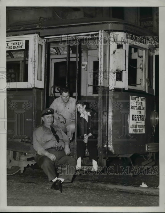 1941 Press Photo Unnanounced Kansas City Power and Light Strike Leaves City Dark