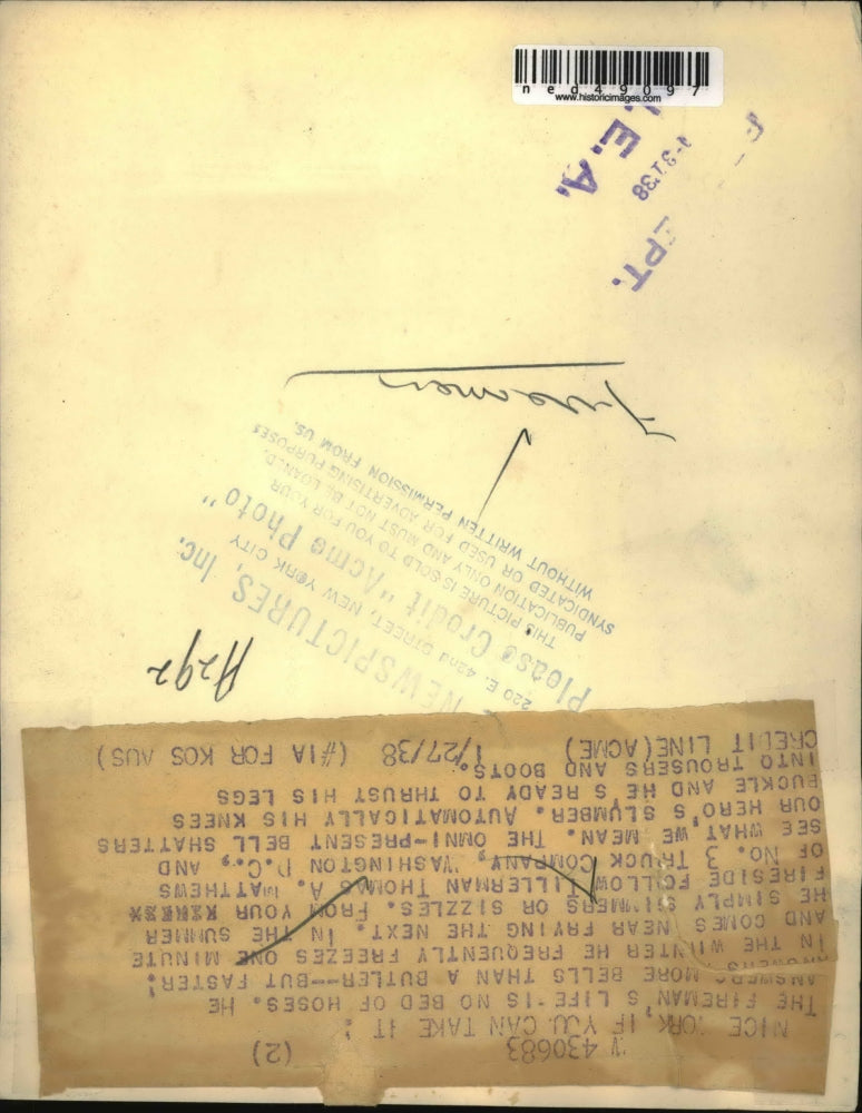 1938 Press Photo Thomas A. Mattews of no. 3 truck company, Washington D.C.,