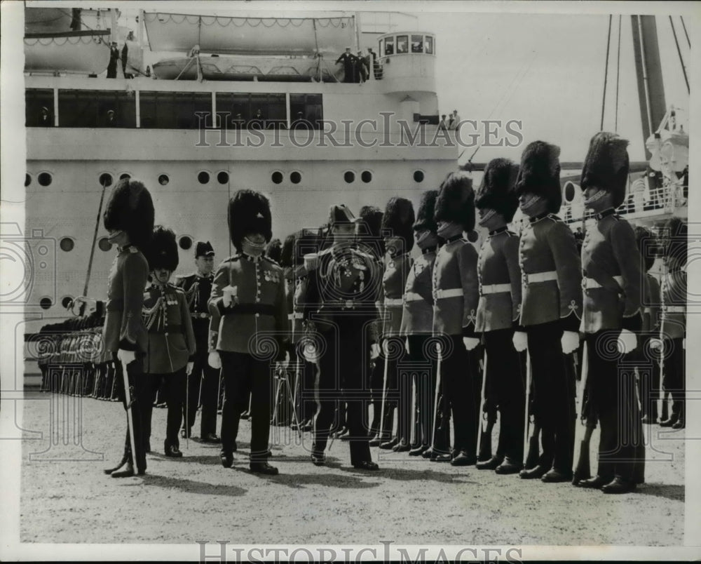 1939 Press Photo Kings Guard of Honor- Historic Images