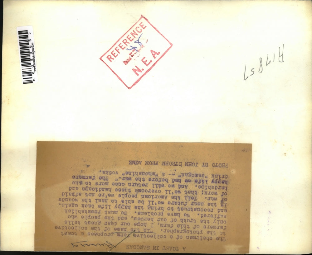 1948 Press Photo A Toast to Bring The Normal Life