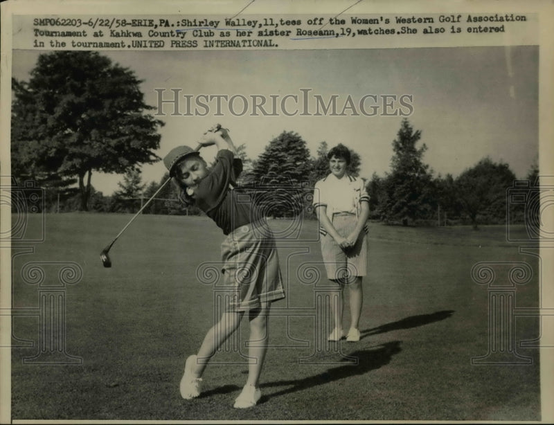 Load image into Gallery viewer, 1958 Press Photo Shirley and Roseann Walley at Women Western Golf Association
