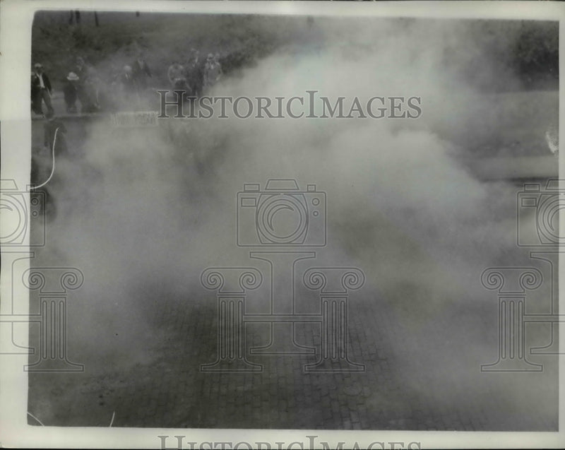 Load image into Gallery viewer, 1935 Press Photo Berger M Company tear gas used on strikers Canton Ohio
