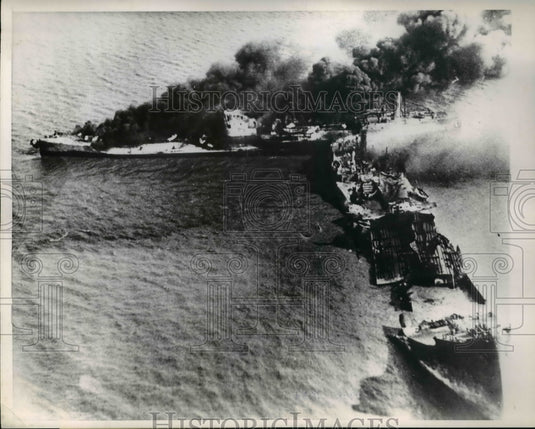1953 Press Photo Tanker Pan Massachusetts burns after collision with Phoenix