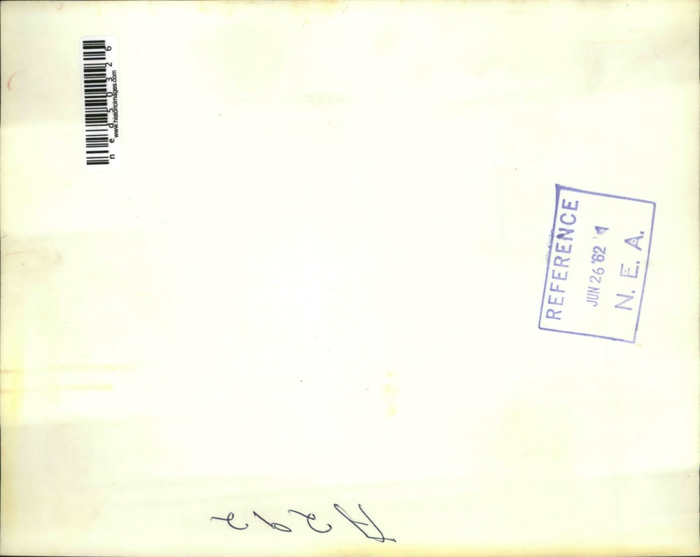 1962 Press Photo Nashville TN firemen remove biody from fire damaged home