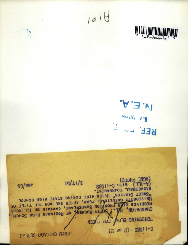 1951 Press Photo Champaign Ill Betty Hughes receives kiss from DOn Sunderlage