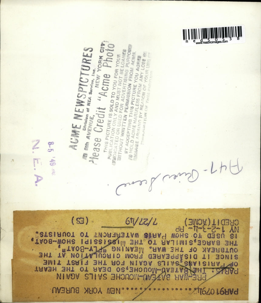 1949 Press Photo Paris The Bateau-Mouche sails again for first time since is