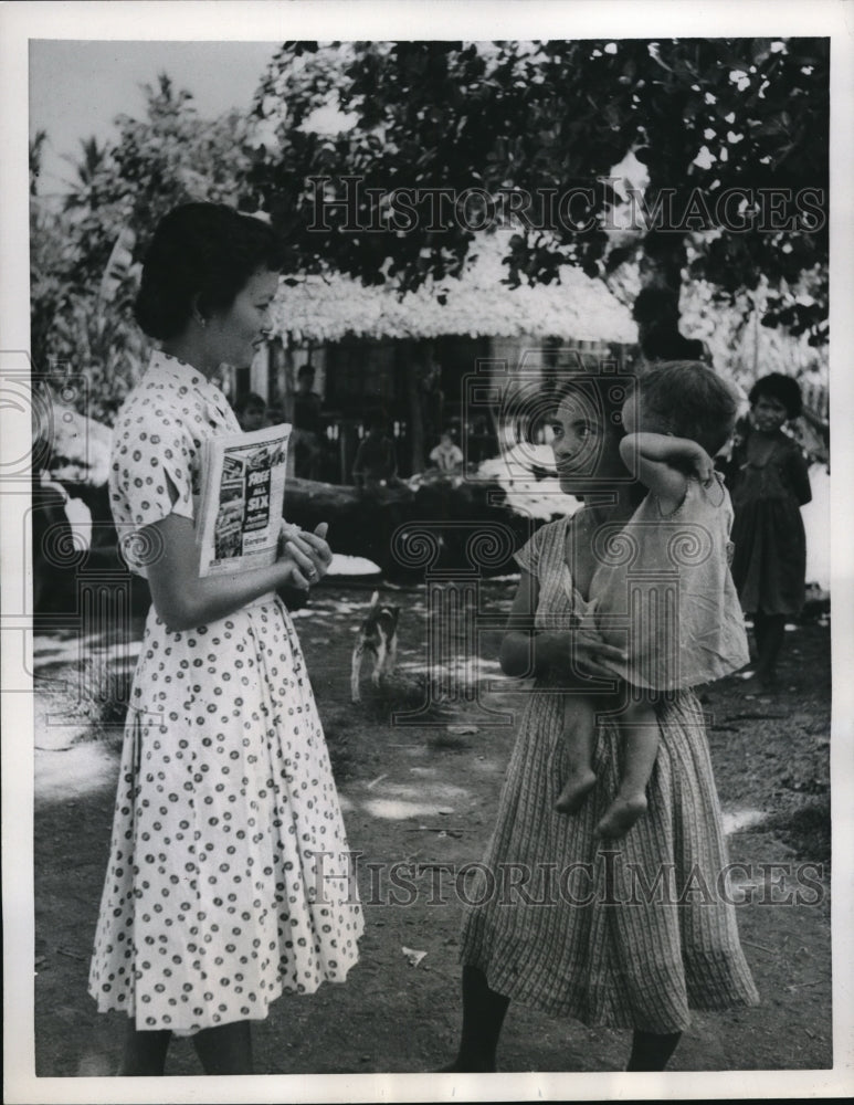 1957 Press Photo Manila Pura U Tonelete found a place in many homes in these is- Historic Images