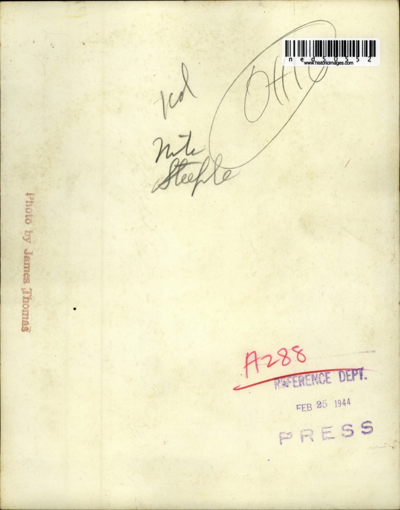 1944 Press Photo Nite steeple on a C leveland church