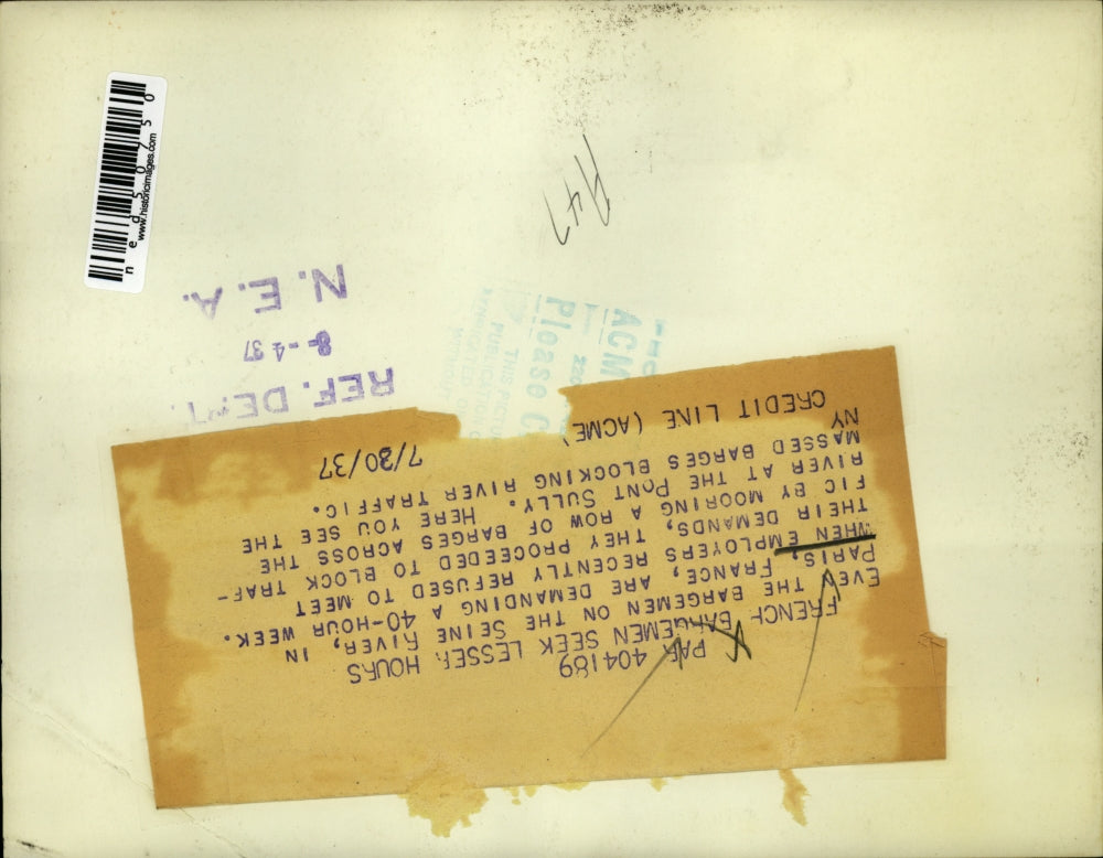 1937 Press Photo Massed Barges Blocking Seine River Traffic During Labor Protest