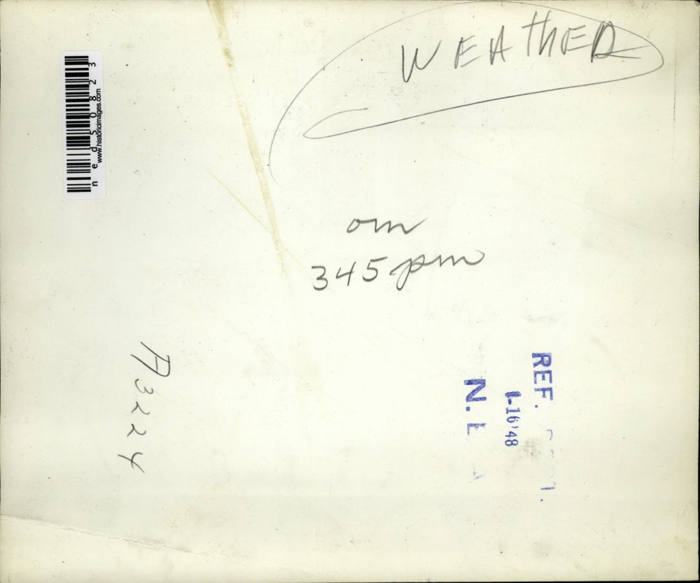 1948 Press Photo Riding In On High, Cold Winds With The New Year