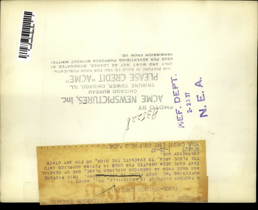 1937 Press Photo A factory district in Louisville, KY that is flooded.