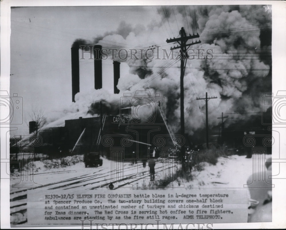 1951 Press Photo Eleven Fire Companies battle the blaze of fire in a cold night