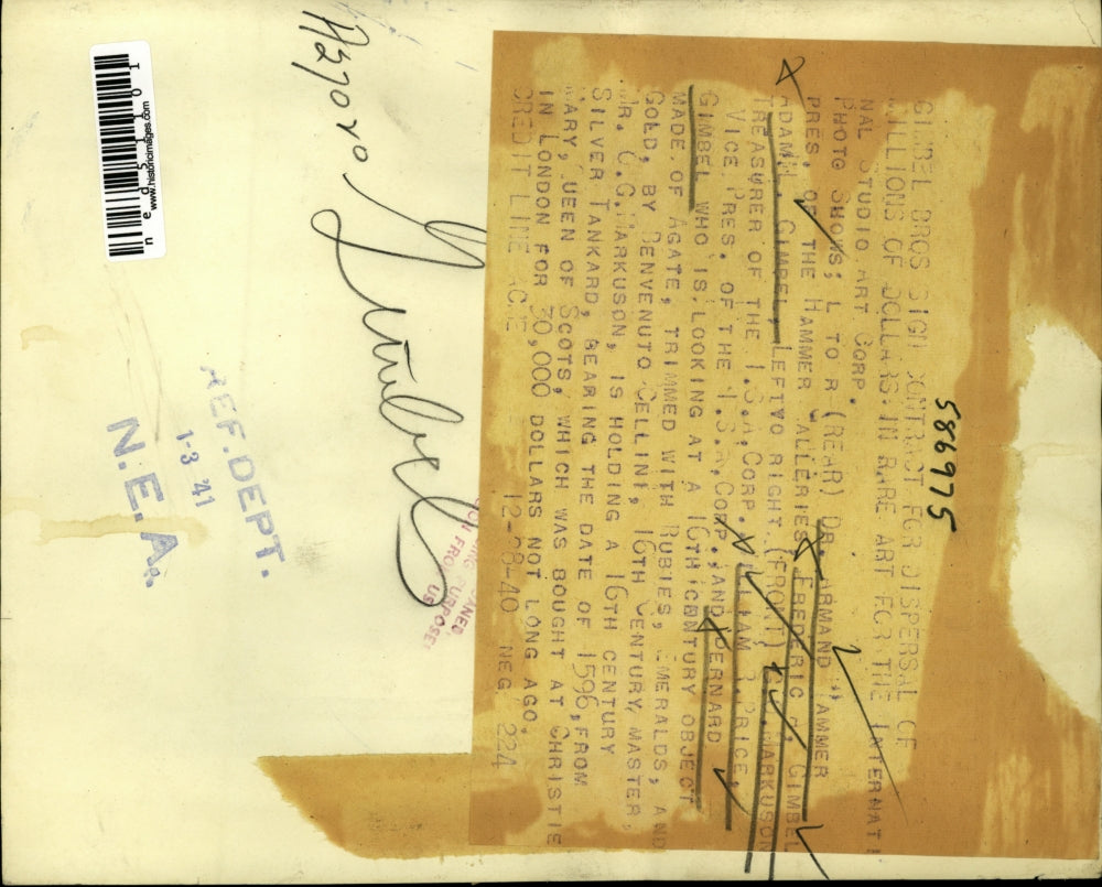 1940 Press Photo Gimbel Bros Sign over Millions in Art to Int'nl Studio Art Corp