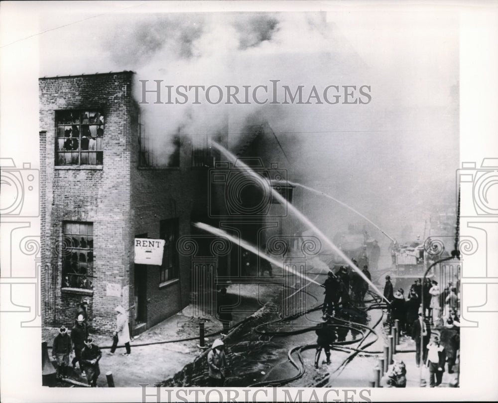 1953 Press Photo Three-Alarm Blaze Swept the Building