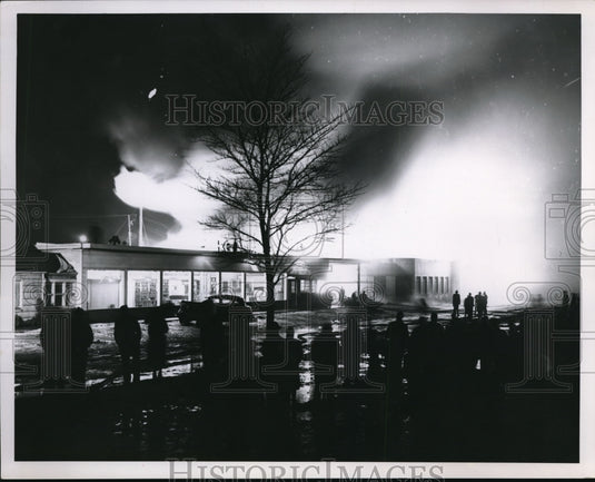 1951 Press Photo Fire at Spero Electric Company