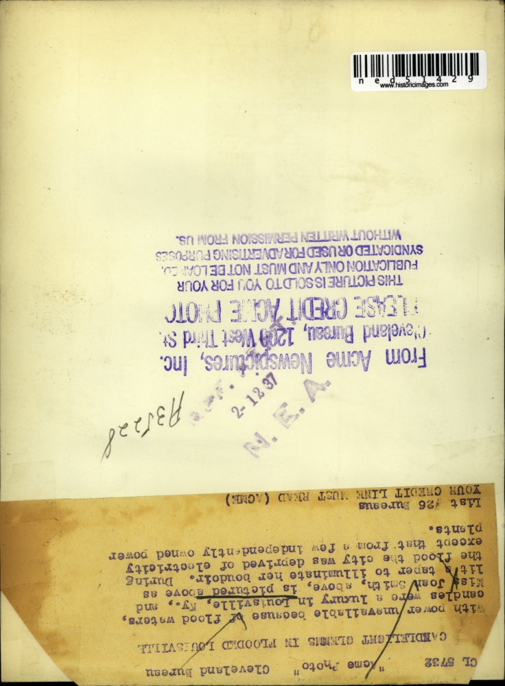 1937 Press Photo Candlelight on Flooded City