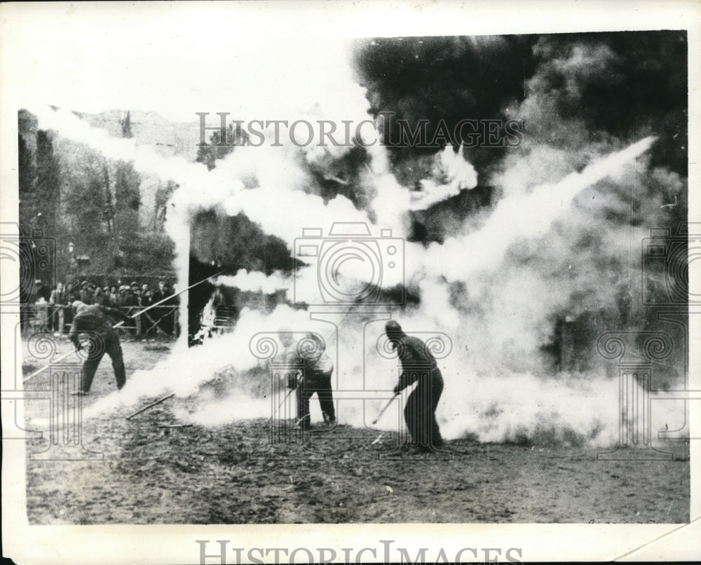 1935 Press Photo New Anti-fire bomb tested in Rome