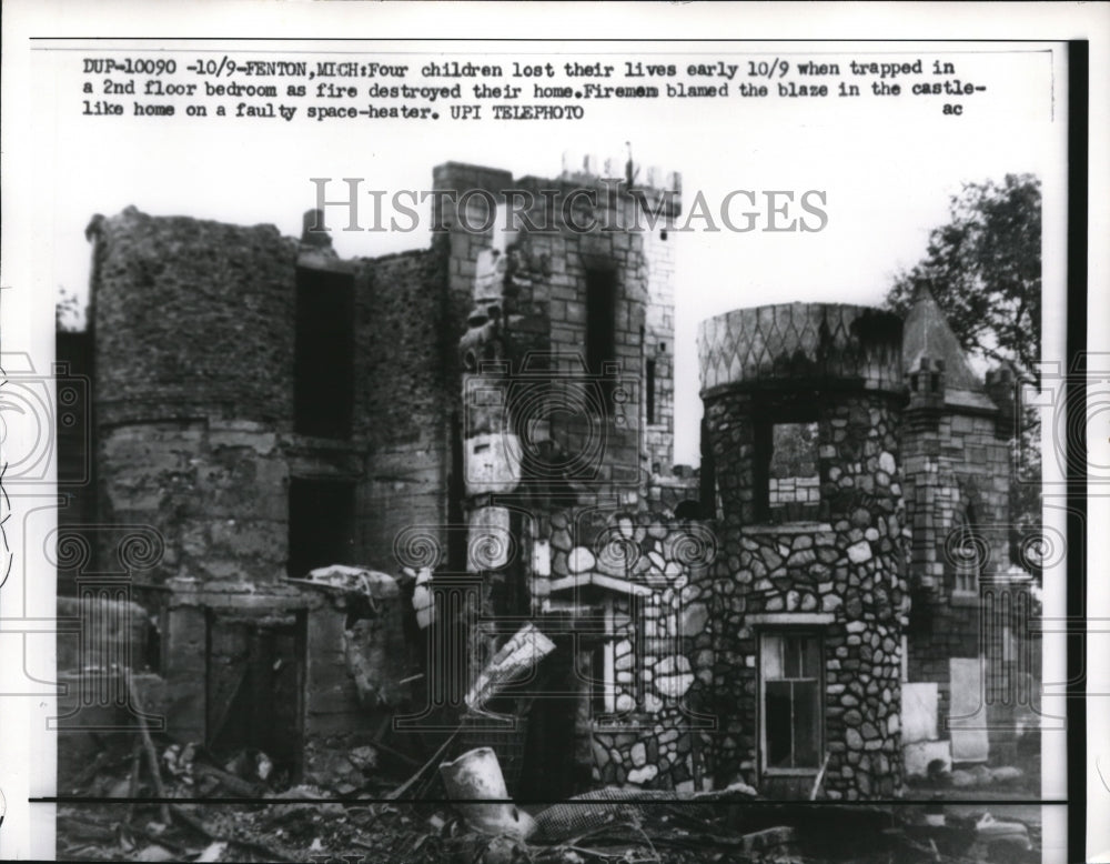 1959 Press Photo Four children lost their lives when trapped in a 2nd floor
