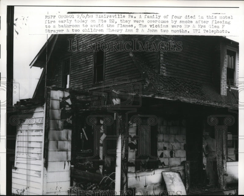 Load image into Gallery viewer, 1958 Press Photo A Family of four died in the motel fire
