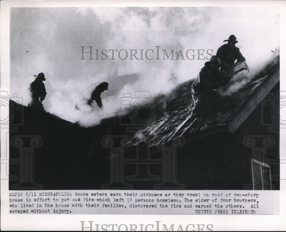 1952 Press Photo The huge fire at a two story house