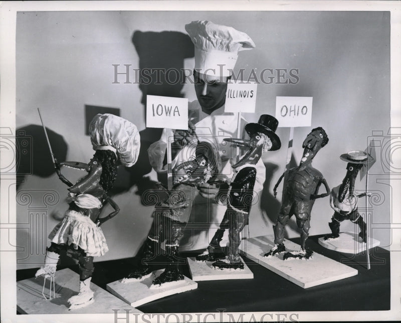 Load image into Gallery viewer, 1952 Press Photo Lobster delegates created by Vito Virgilio of the Palmer House
