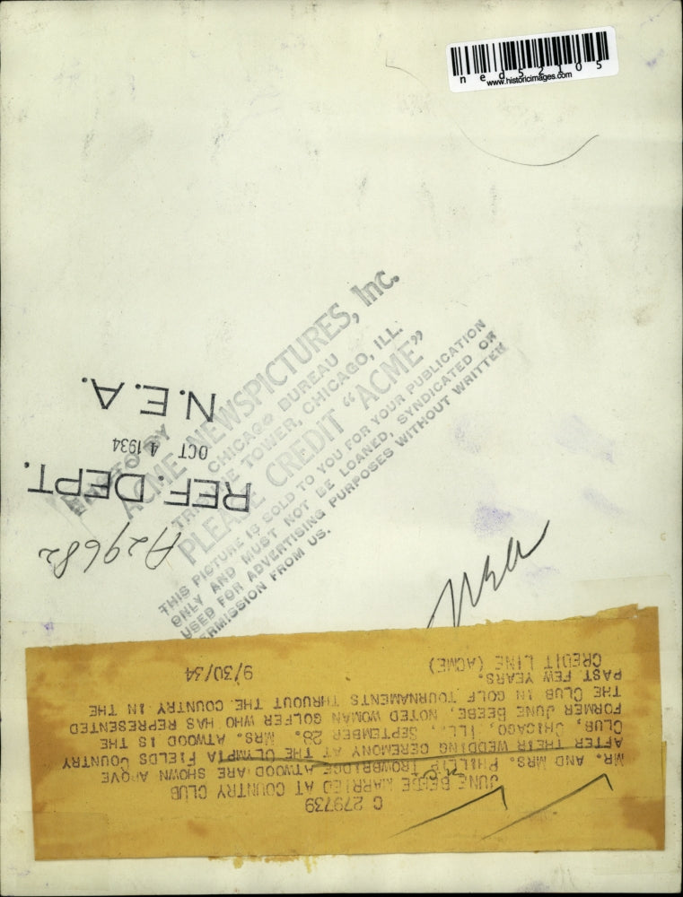 1934 Press Photo Mr. and Mrs. Phillip Trowridge Atwood on their wedding