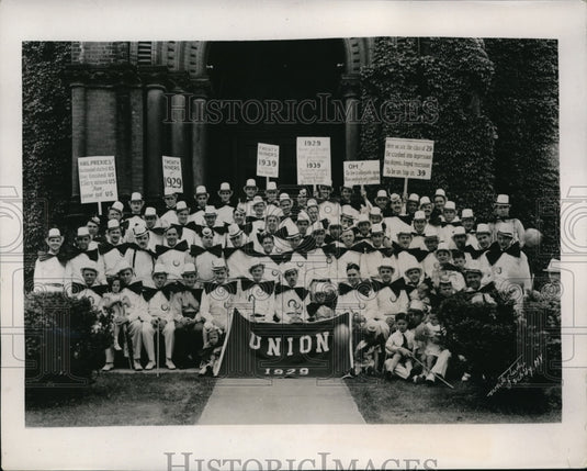 1939 Press Photo Union College of 120 at Commencement Exercises
