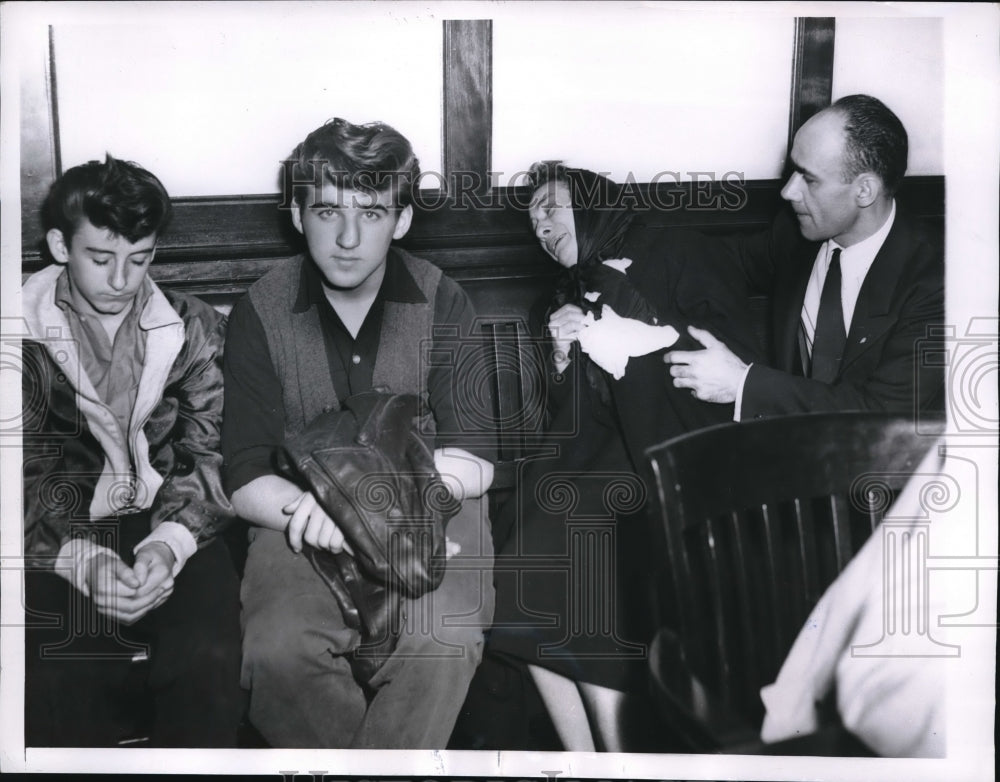 1956 Press Photo Chicago Dragan Sremcevic & wife Dobrila inquest of son's death