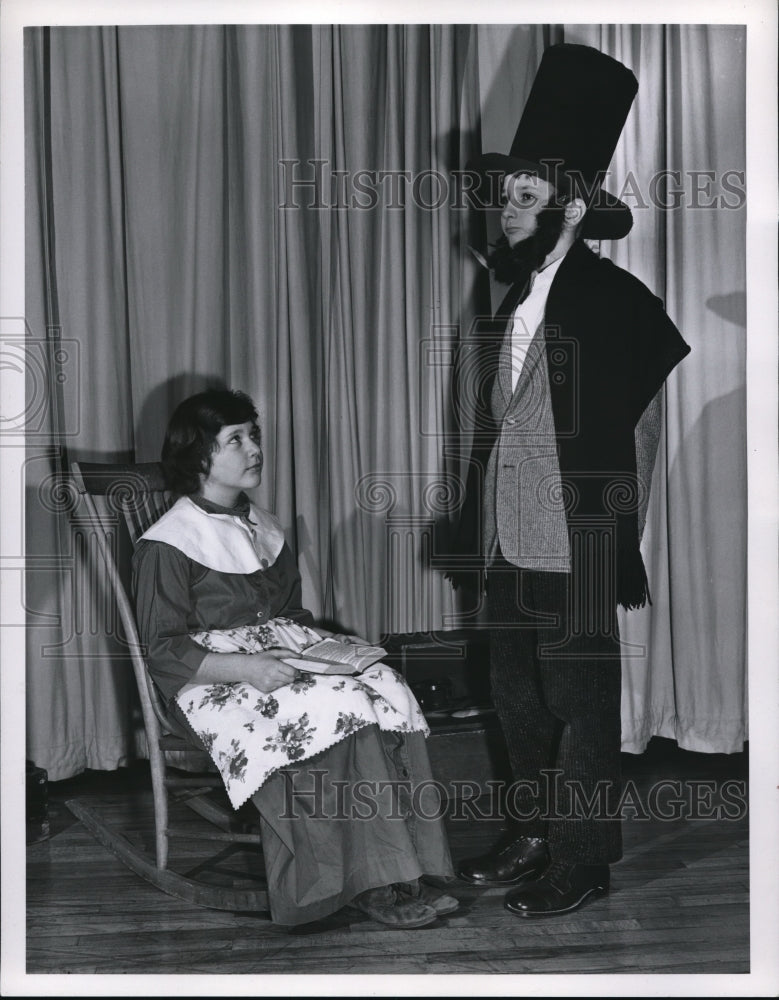 1960 Press Photo Cynthia Craig, Bob Grossi, Child Actors In Lincoln Play