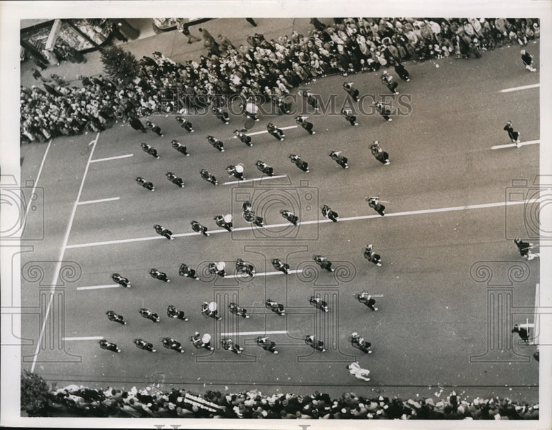 Load image into Gallery viewer, 1957 Press Photo North High School Band, Willoughby Parade In Euclid
