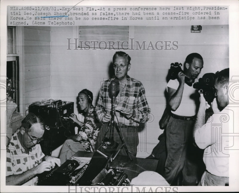 Load image into Gallery viewer, 1951 Press Photo Key West FlaPres. Sec Joseph Short say cease fire in Korea
