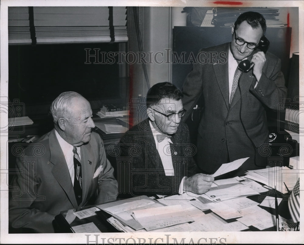 1956 Press Photo A.L. DeMaioribus,Dave R Jones, Saul Stillan of GOP Capaign